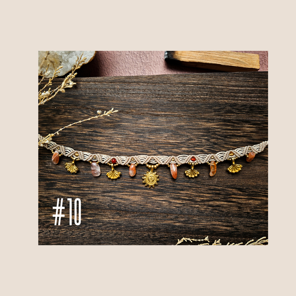 Collier Talisman en Macramé & Pierres Naturelles (ras de cou)