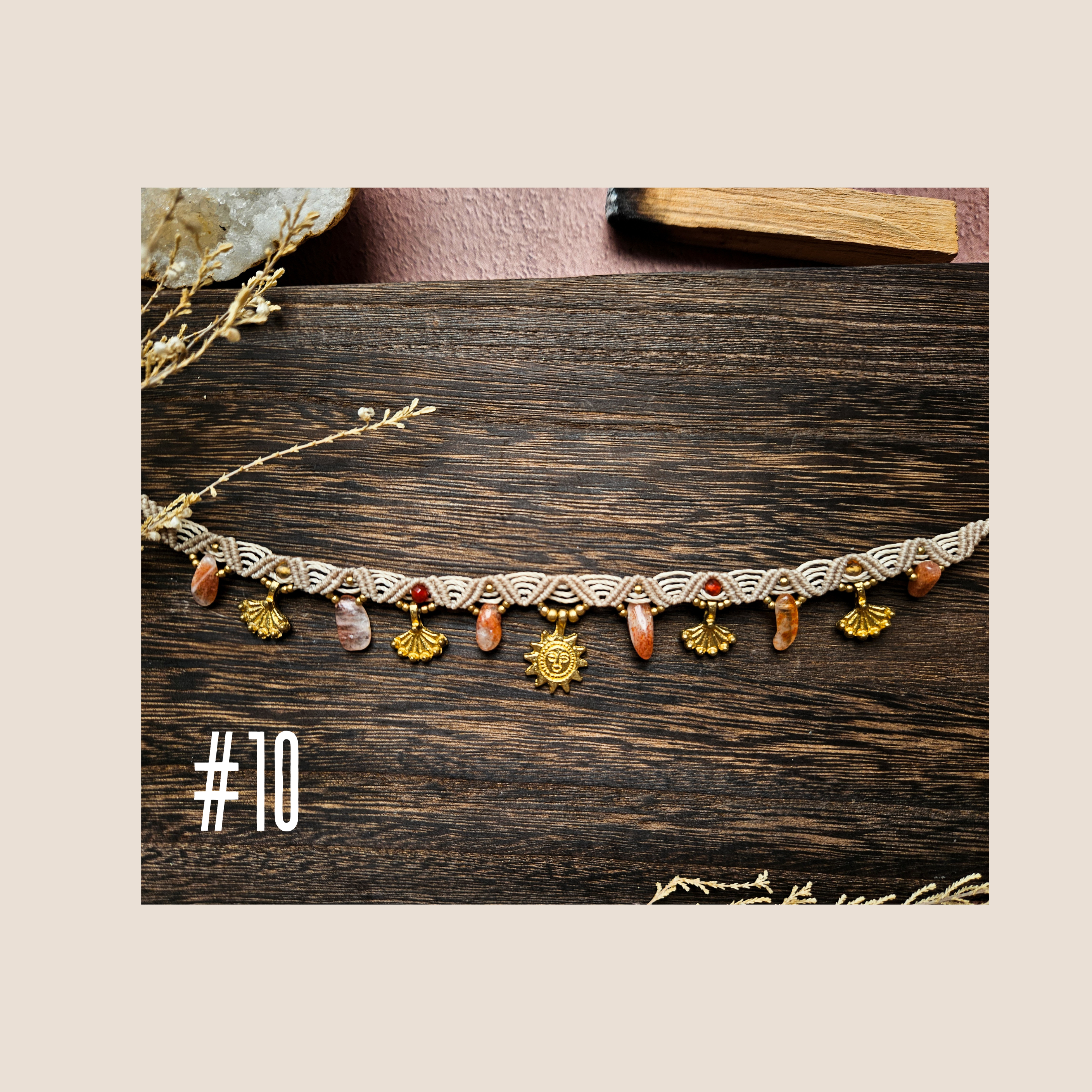 Collier Talisman en Macramé & Pierres Naturelles (ras de cou)