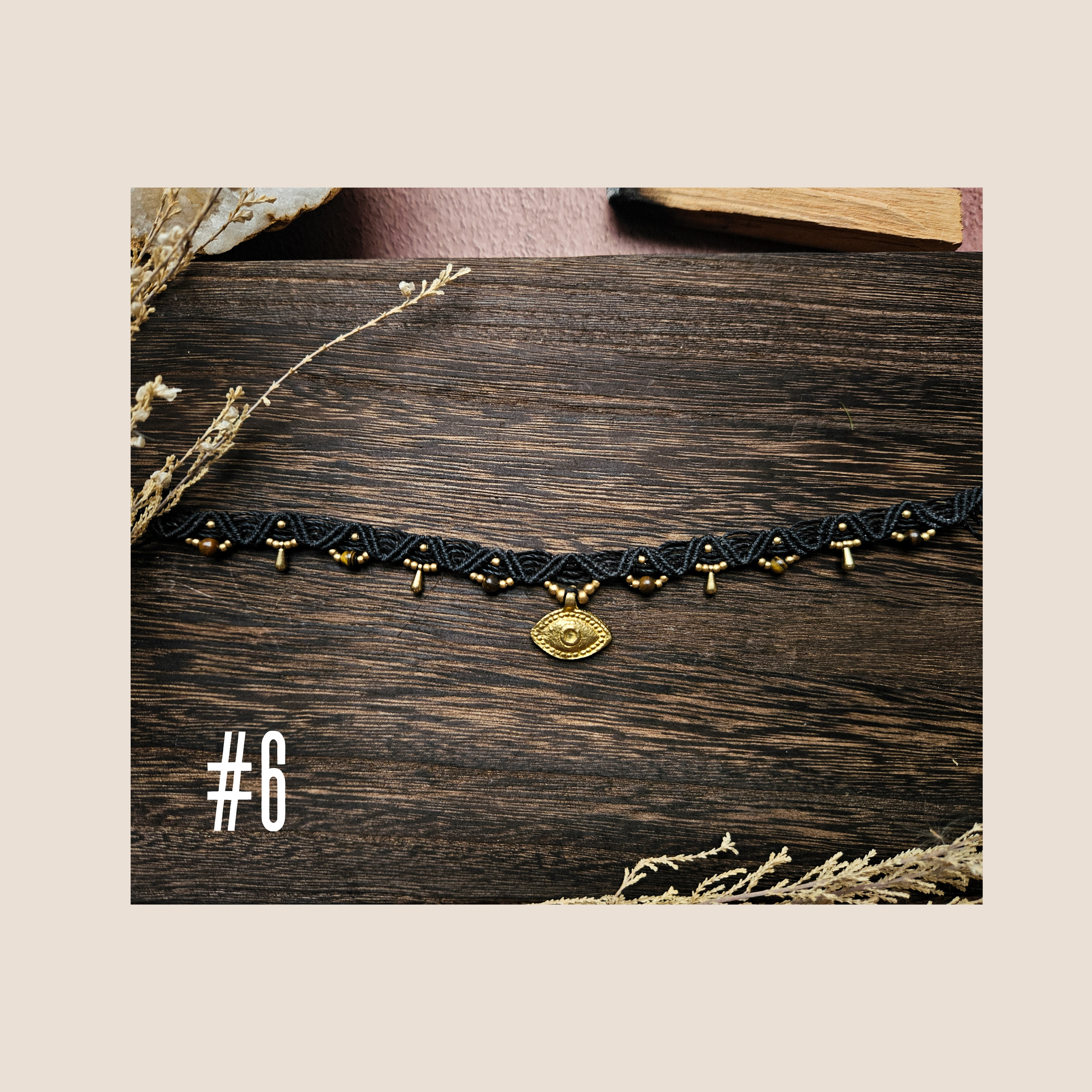 Collier Talisman en Macramé & Pierres Naturelles (ras de cou)