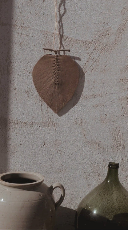 Plume modèle: Loën 𓂃 ֶָ֢