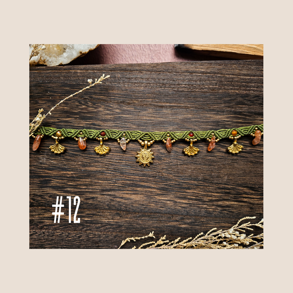Collier Talisman en Macramé & Pierres Naturelles (ras de cou)