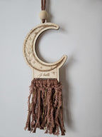 Talisman Lune en Bois & Macramé – Je brille