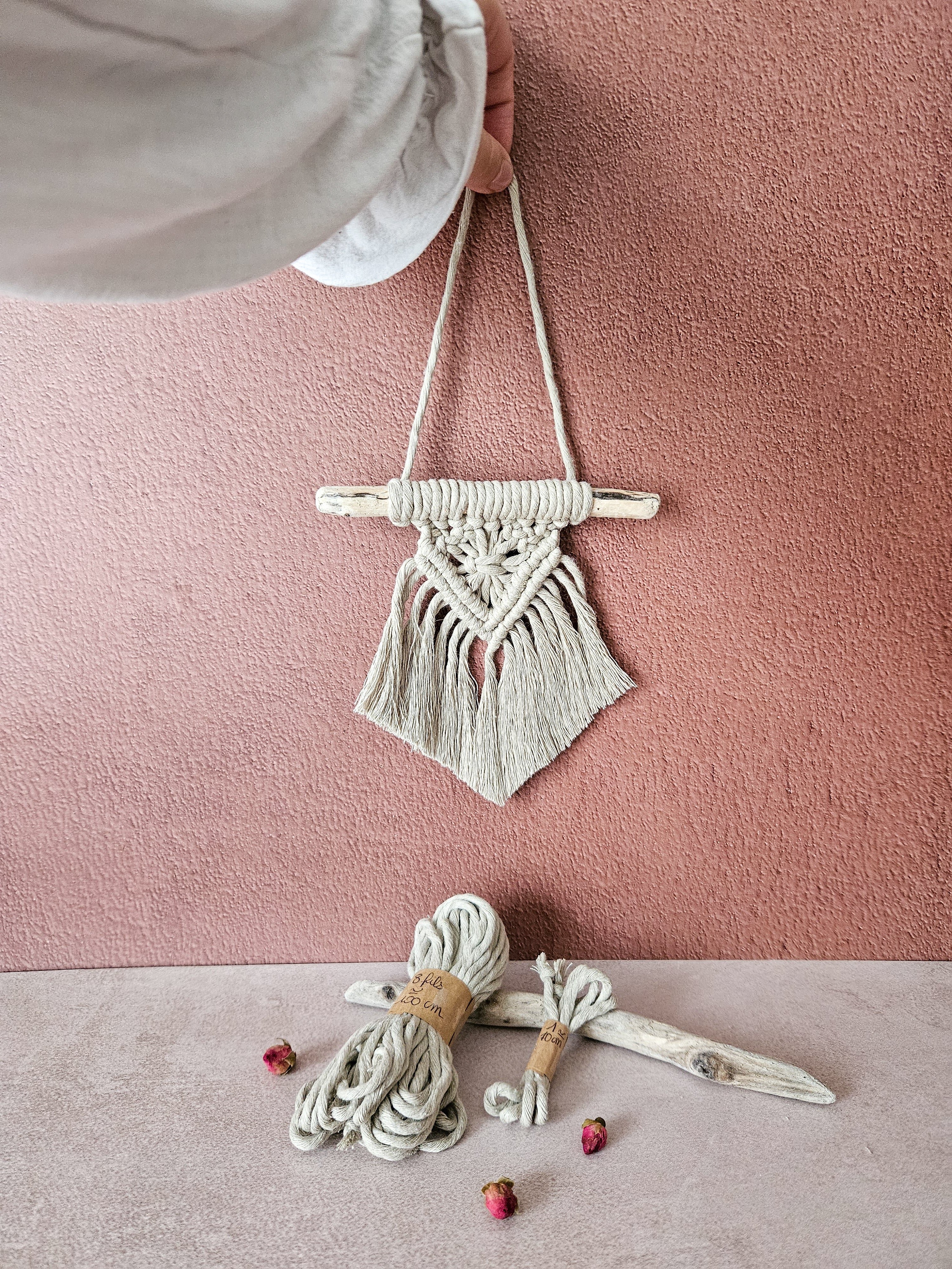✨ Kit Macramé – Mini Tenture Murale DIY
Tutoriel vidéo gratuit inclus
